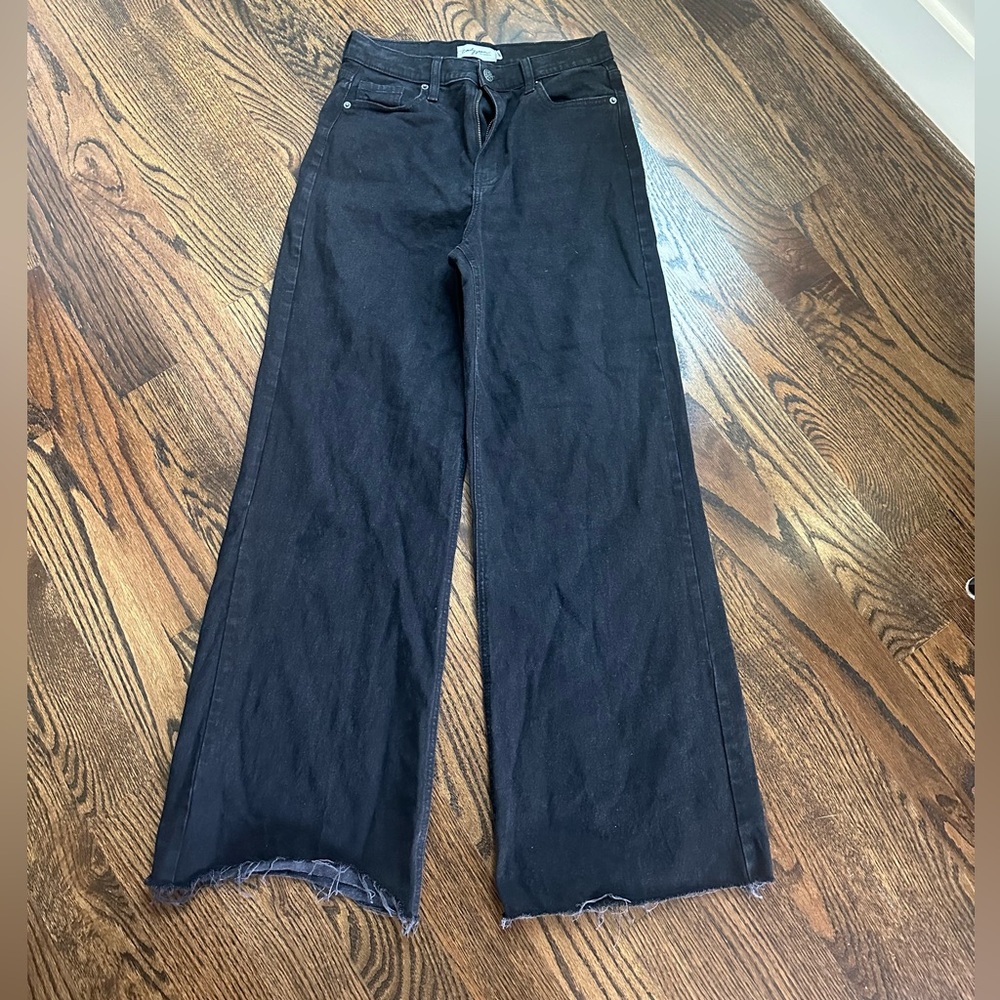 Carly Jean Los Angeles Holland Jeans